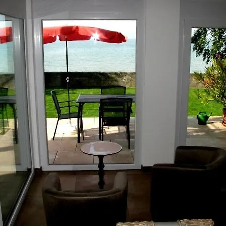 Haus Malerecke - Ihr Feriendomizil Direkt Am See! Langenargen