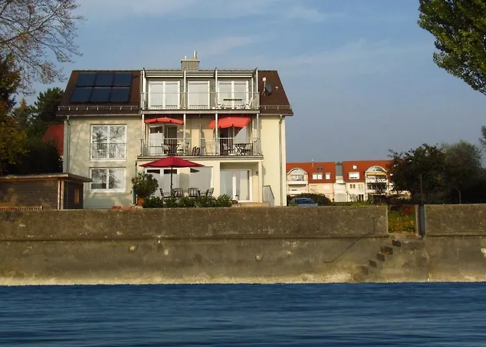 Haus Malerecke - Ihr Feriendomizil Direkt Am See! Apartamento Langenargen
